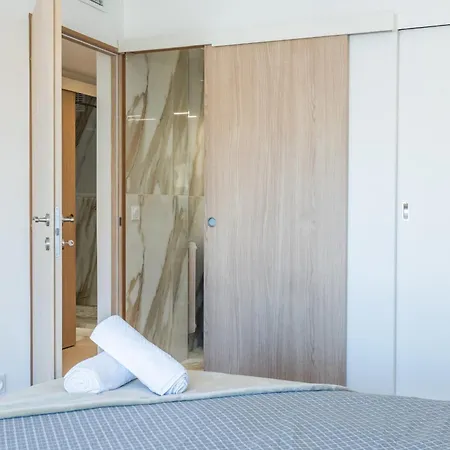 Luxury Flat - Parking Sea View And Terrace Κάννες